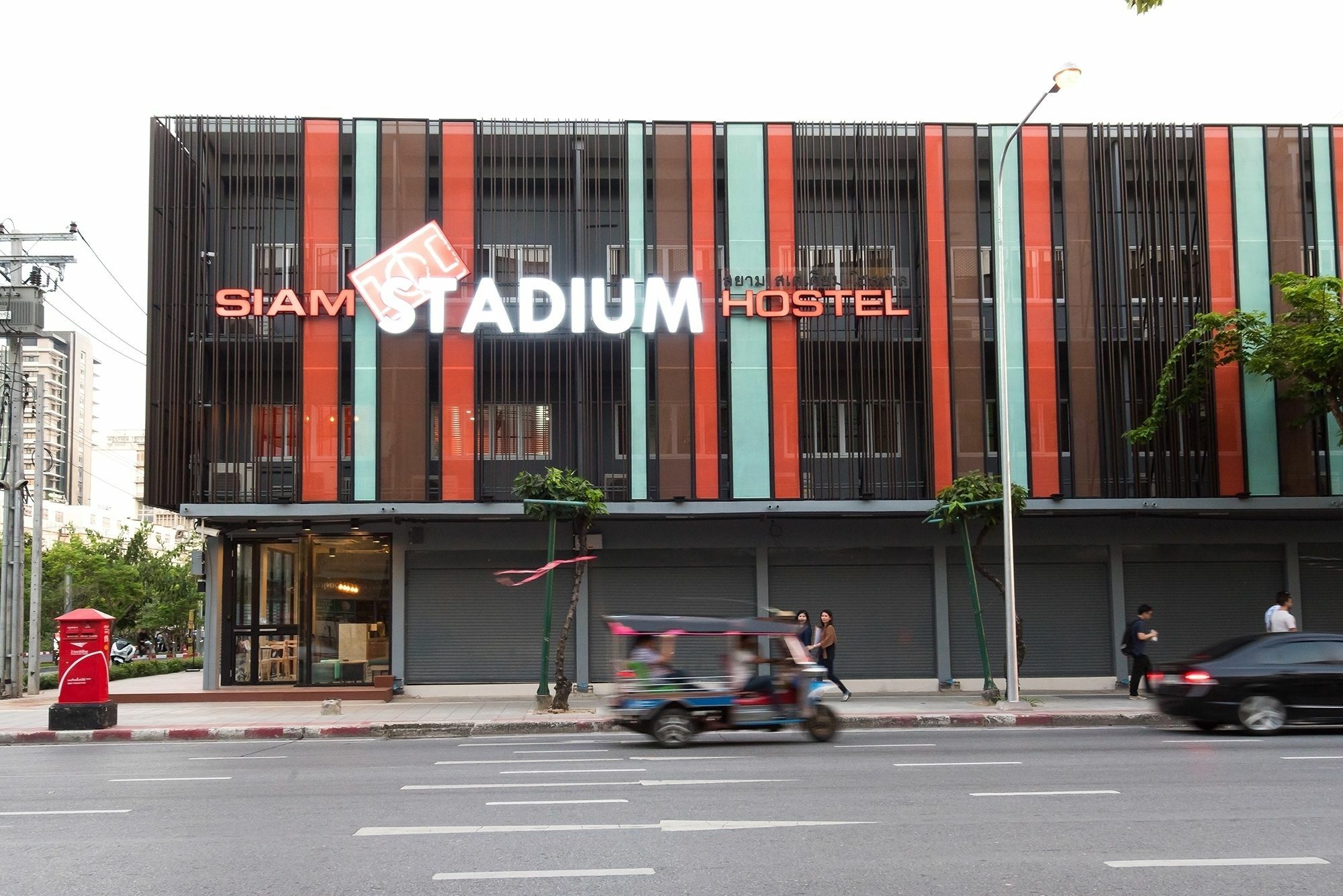 Siam Stadium Hostel Bangkok Kültér fotó