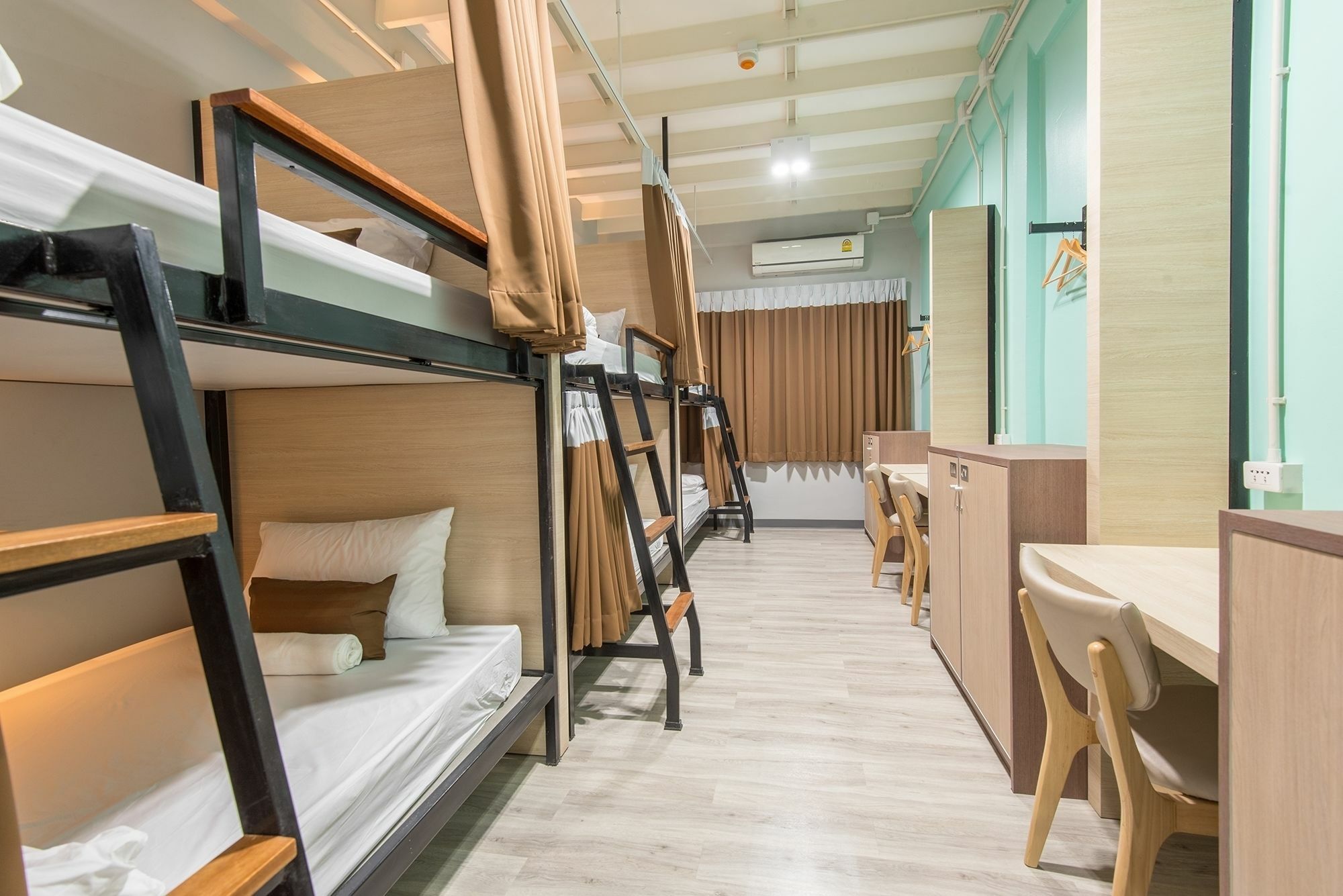 Siam Stadium Hostel Bangkok Kültér fotó